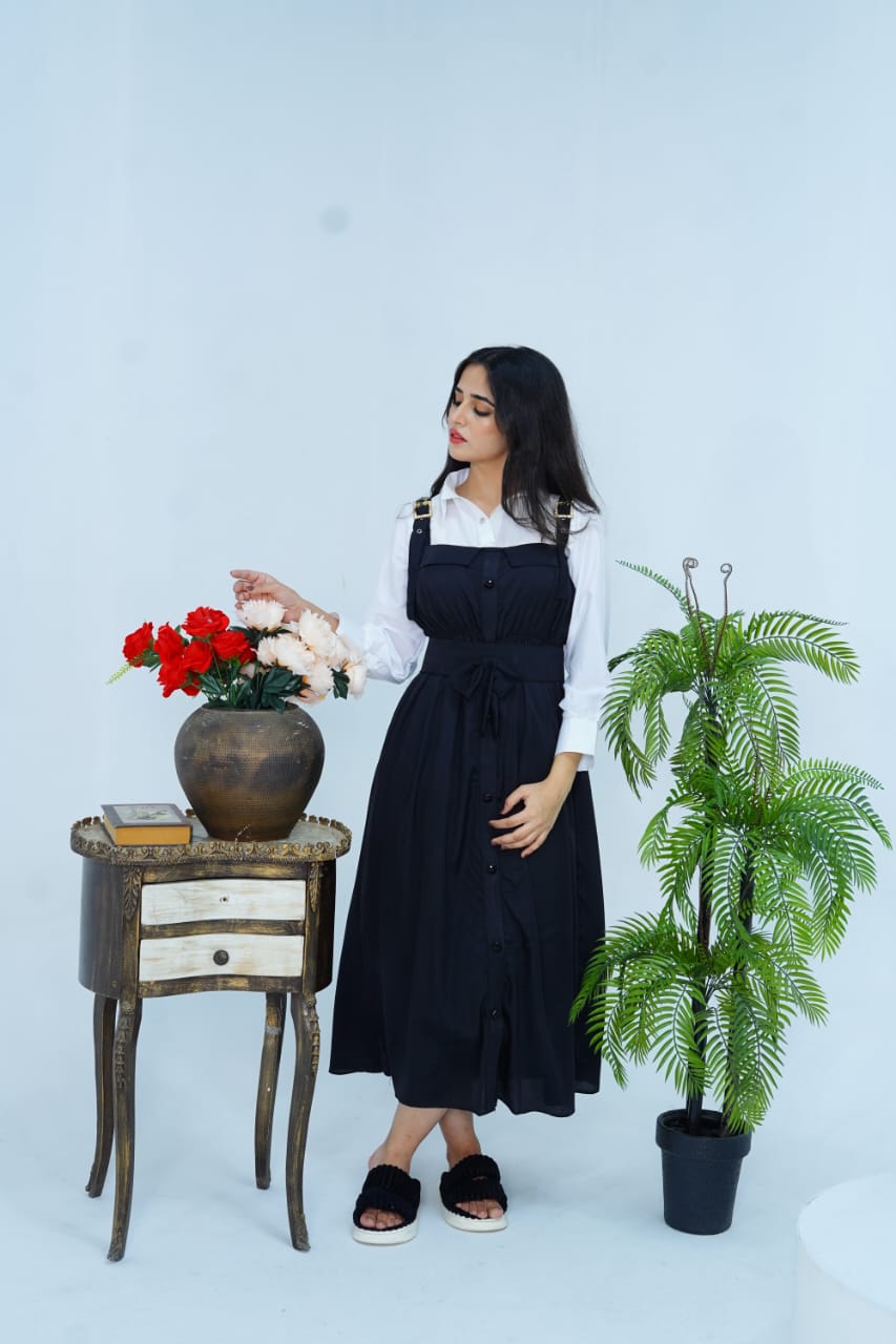 Butterfly Roomper Maxi Western Style Rs 2399/-