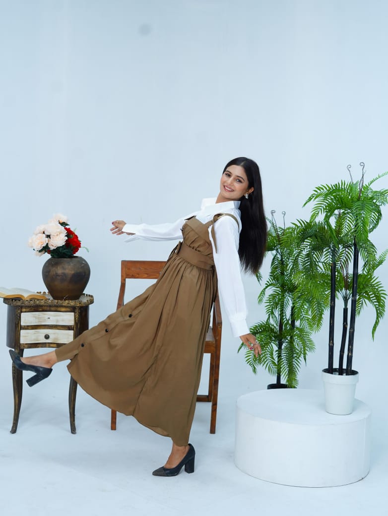 Butterfly Roomper Maxi Western Style Rs 2399/-