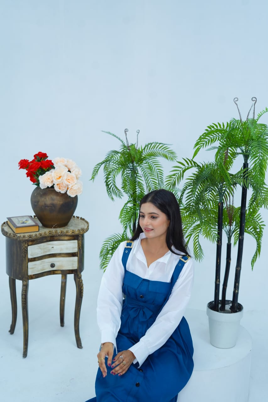 Butterfly Roomper Maxi Western Style Rs 2399/-